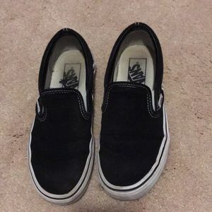 black and white slip on vans